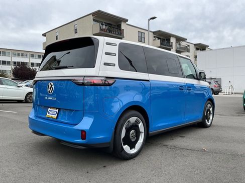 New 2025 Volkswagen ID. Buzz Pro S Plus image 8