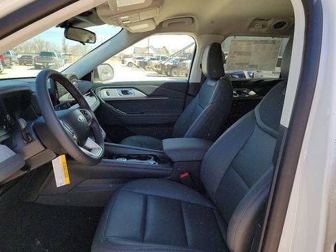 New 2026 Ford Explorer Active w/ Active Comfort Package RWD image 19