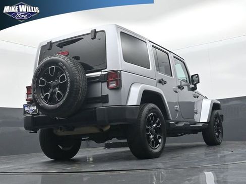 Used 2017 Jeep Wrangler Unlimited Sahara image 23