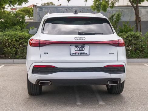 Used 2025 Audi Q5 Premium w/ Convenience Package AWD/4WD image 9