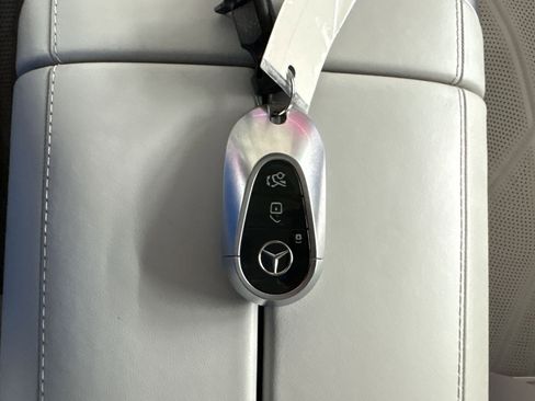 Certified 2023 Mercedes-Benz EQS 580 4MATIC Sedan image 33