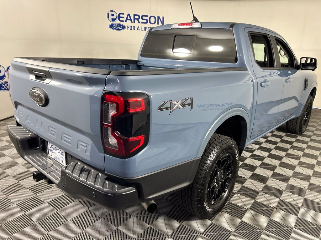 Used 2025 Ford Ranger Lariat w/ Black Appearance Package AWD/4WD image 4