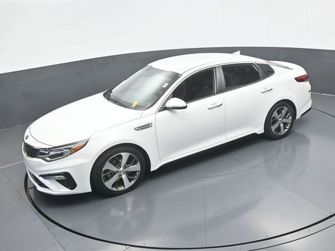 Used 2020 Kia Optima S image 46