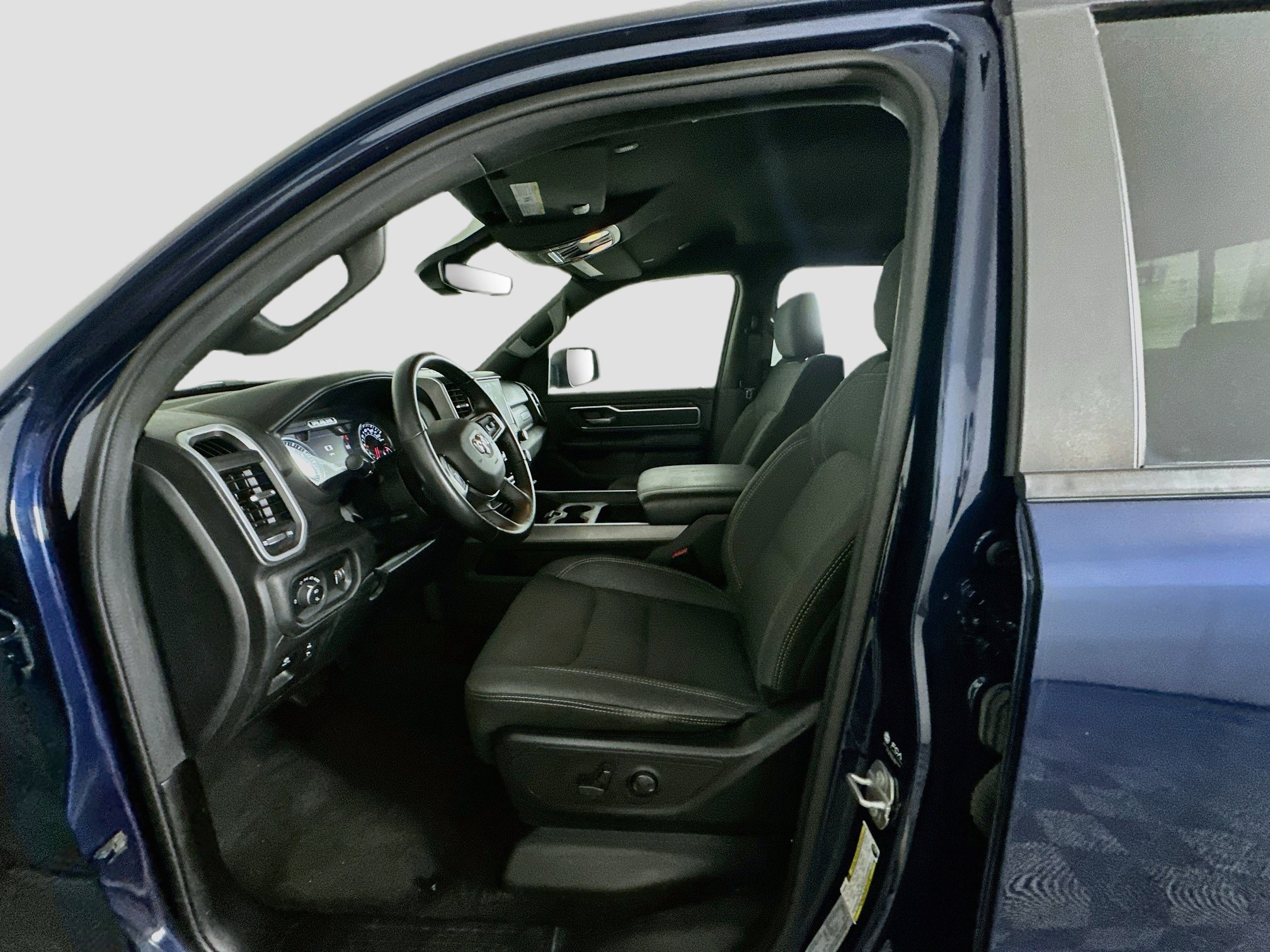 Used 2022 RAM 1500 Big Horn AWD/4WD image 13