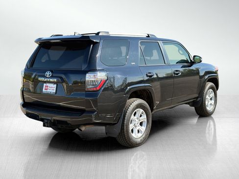 Used 2022 Toyota 4Runner SR5 Premium AWD/4WD image 7
