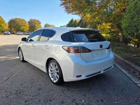 Used 2012 Lexus CT 200h Premium image 3