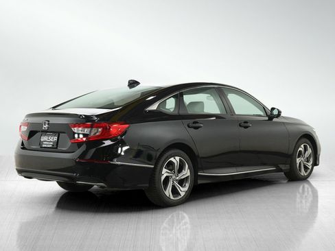 Used 2018 Honda Accord EX-L image 5