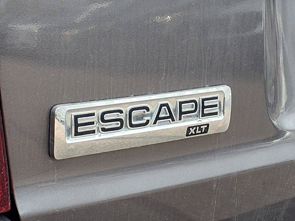 Used 2011 Ford Escape XLT w/ 201A Rapid Spec Order Code AWD/4WD image 7