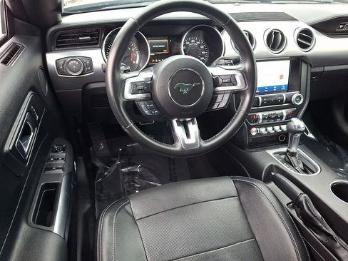 Used 2020 Ford Mustang Premium image 11