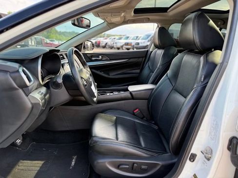 Used 2019 Nissan Maxima 3.5 SL FWD image 13
