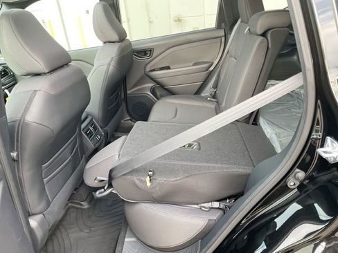 Used 2026 Subaru Forester Premium image 13