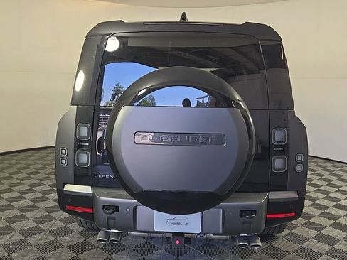 New 2026 Land Rover Defender 130 V8 AWD/4WD image 6