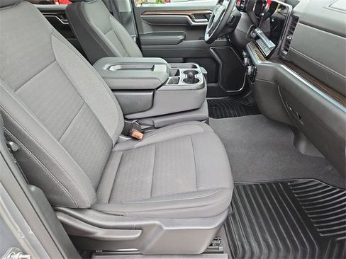 Certified 2025 Chevrolet Silverado 1500 LT image 17
