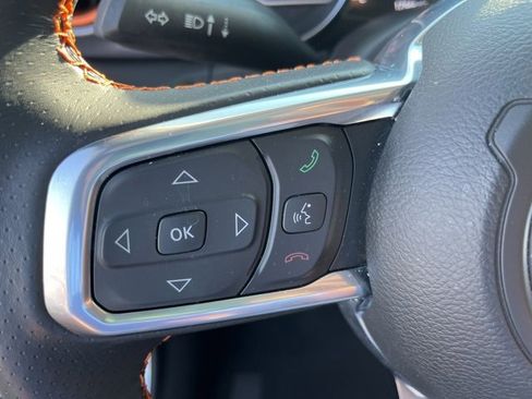 Used 2023 Jeep Gladiator Mojave w/ Cold Weather Group image 25