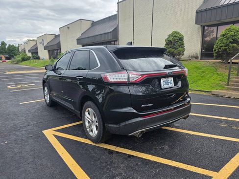 Used 2018 Ford Edge SEL w/ Equipment Group 201A FWD image 9