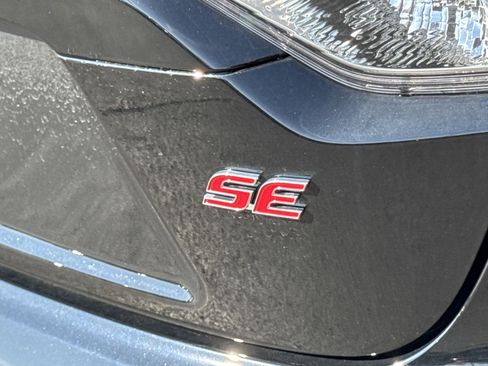 Used 2026 Toyota Corolla SE image 21