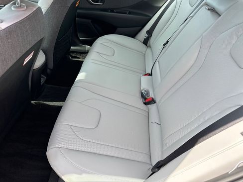 New 2026 Hyundai Elantra Limited image 20