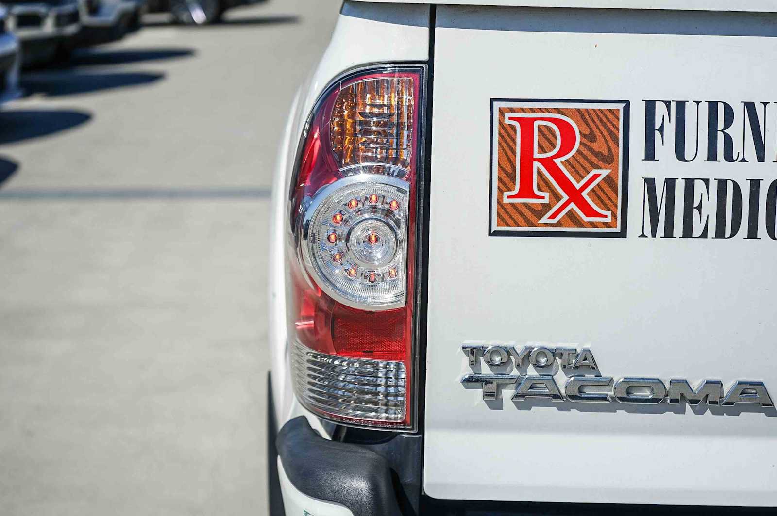 Used 2012 Toyota Tacoma PreRunner w/ TRD Sport Pkg RWD image 9