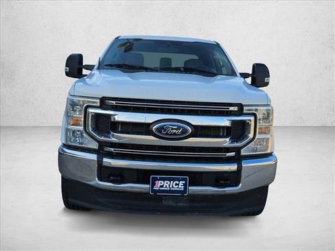 Certified 2022 Ford F250 XLT AWD/4WD image 2