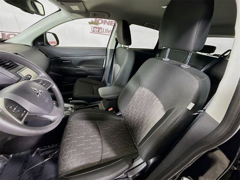 Used 2024 Mitsubishi Outlander Sport 2.0 S image 23