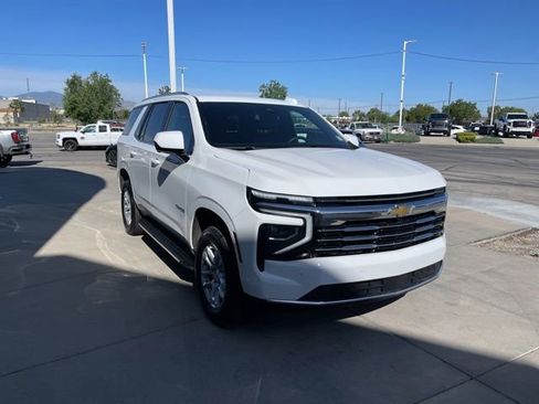 Used 2025 Chevrolet Tahoe LT AWD/4WD image 6