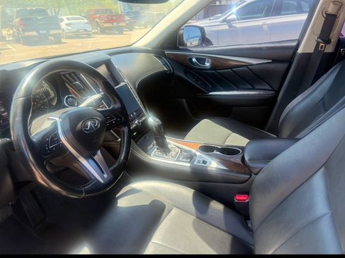 Used 2019 INFINITI Q50 Luxe RWD image 4