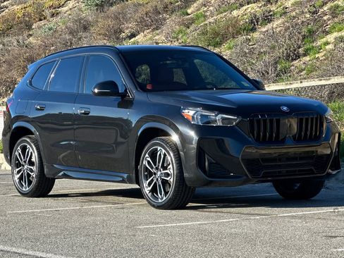 Certified 2023 BMW X1 xDrive28i w/ M Sport Package image 6