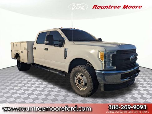 Used 2017 Ford F350 XL w/ Power Equipment Group image 1