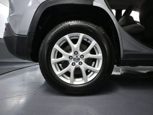 Used 2014 Jeep Cherokee Latitude image 13