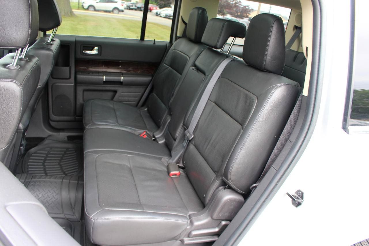 Used 2016 Ford Flex Limited AWD/4WD image 33
