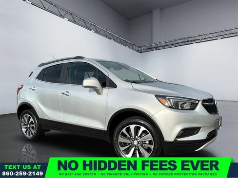 Used 2022 Buick Encore Preferred AWD/4WD image 1