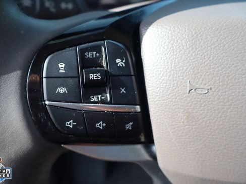 Certified 2024 Ford Explorer Platinum w/ Technology Package AWD/4WD image 14
