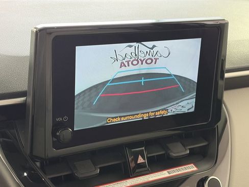 Used 2026 Toyota Corolla Cross LE FWD image 16