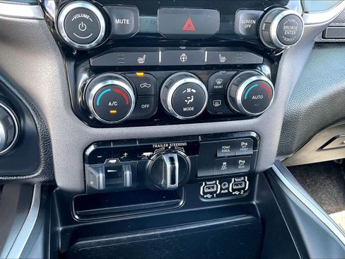 Used 2021 RAM 1500 Lone Star RWD image 31