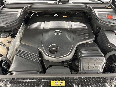 Used 2024 Mercedes-Benz GLS 450 GLS 450 image 10
