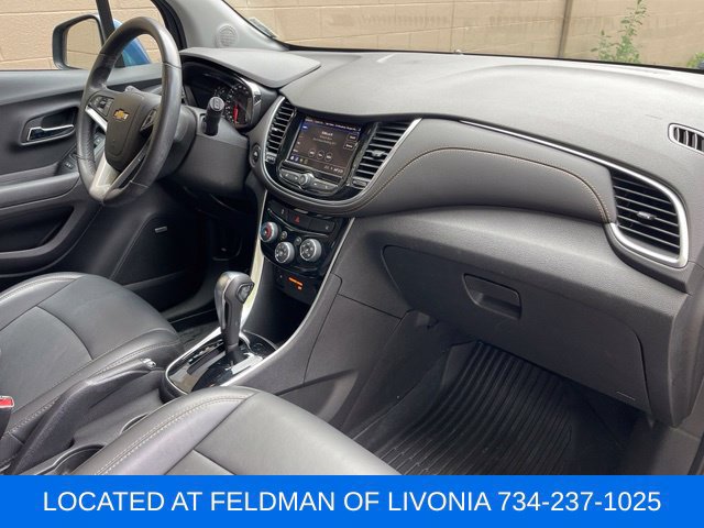 Certified 2020 Chevrolet Trax Premier w/ LPO, Cargo Package FWD image 30