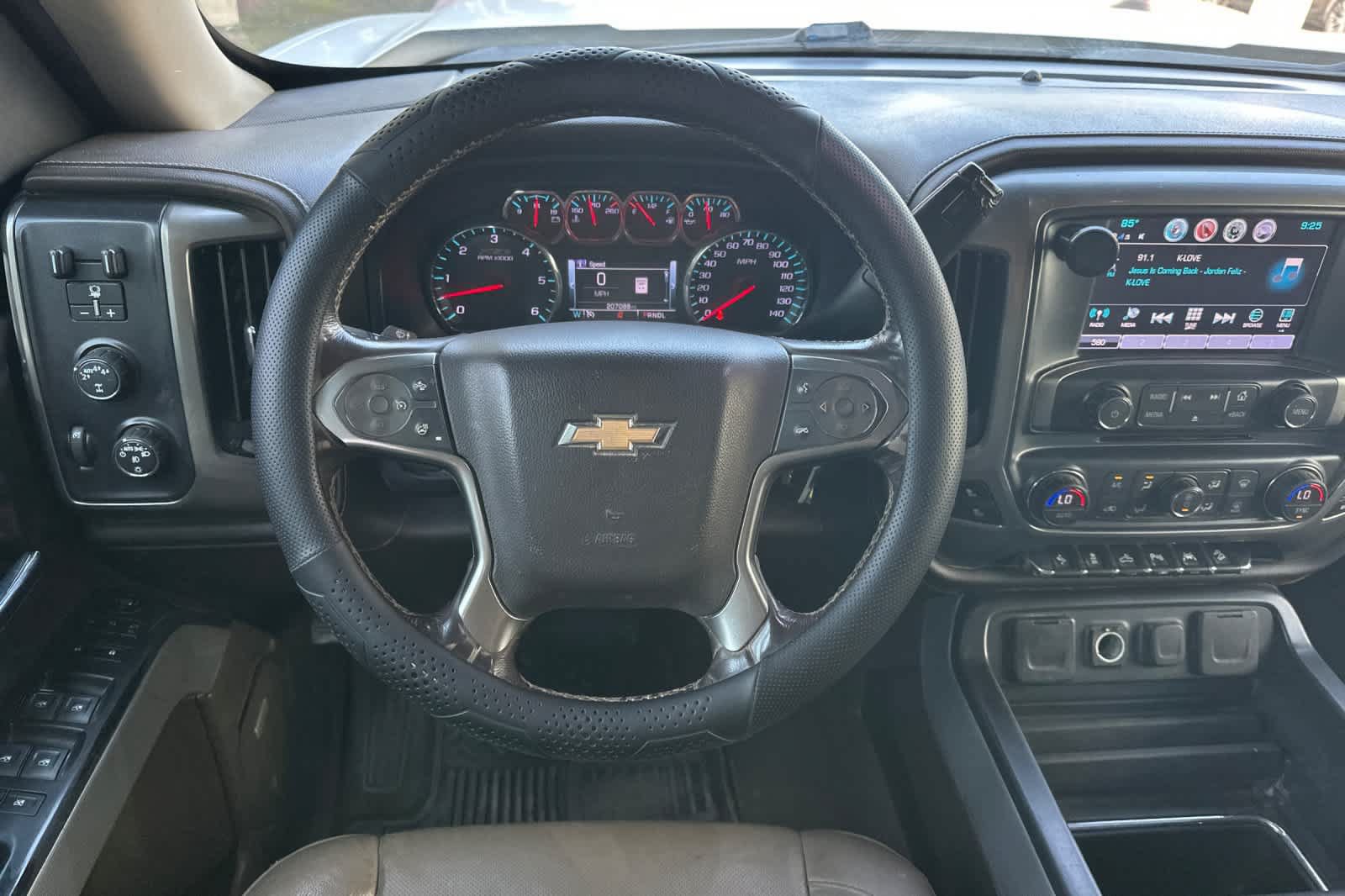 Used 2018 Chevrolet Silverado 1500 LTZ Z71 w/ LTZ Plus Package AWD/4WD image 16