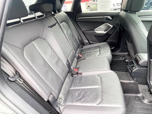 Used 2020 Audi Q3 2.0T Premium Plus w/ Premium Plus Package AWD/4WD image 13
