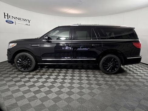 Certified 2021 Lincoln Navigator L Reserve AWD/4WD image 8