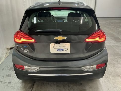 Used 2020 Chevrolet Bolt Premier w/ Infotainment Package image 4