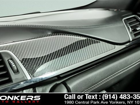 Used 2017 BMW M3 RWD image 19