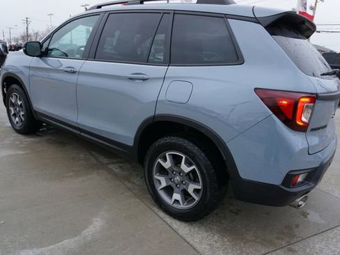 Used 2022 Honda Passport TrailSport image 6