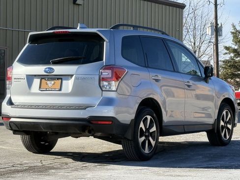 Used 2018 Subaru Forester 2.5i Premium image 5