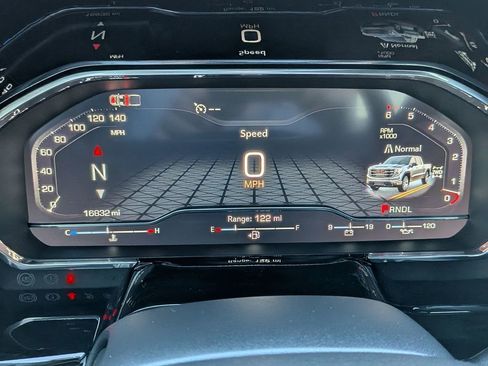 Used 2024 GMC Sierra 1500 Elevation image 21