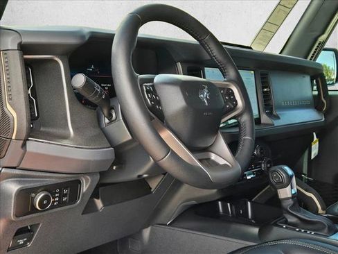 New 2026 Ford Bronco Badlands AWD/4WD image 3