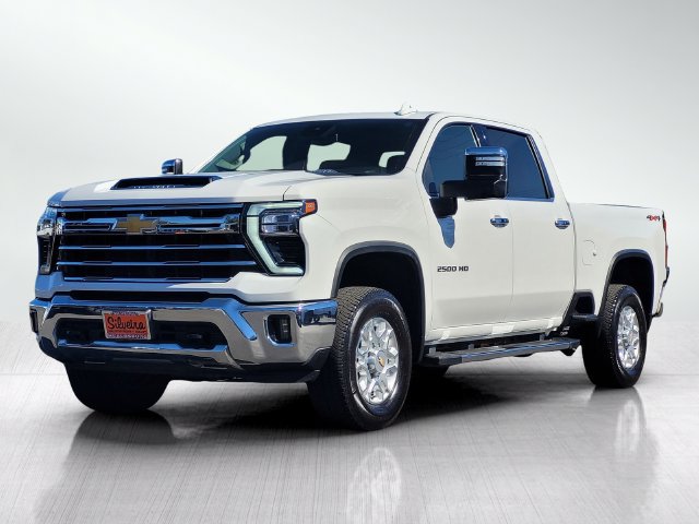 Used 2025 Chevrolet Silverado 2500 LTZ AWD/4WD image 8
