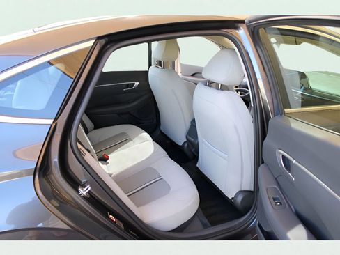 Used 2020 Hyundai Sonata SE image 15