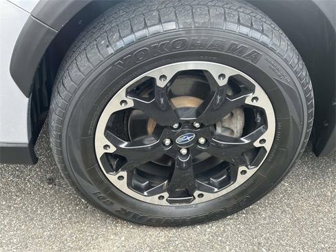 Used 2023 Subaru Crosstrek 2.0i Premium image 8