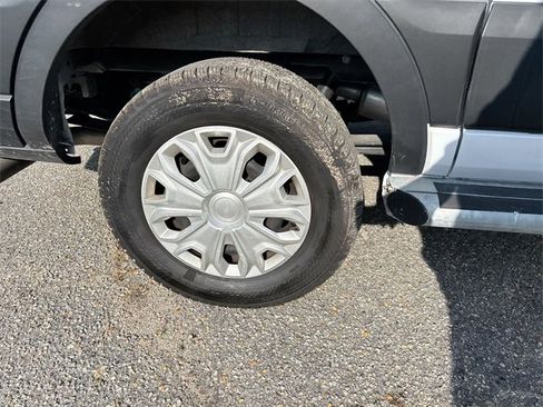 Used 2024 Ford Transit 250 Low Roof w/ Exterior Upgrade Package image 15