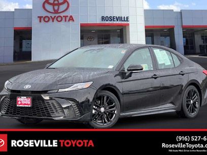 Used 2025 Toyota Camry SE